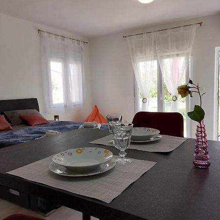 Leona Apartment Vidikovac, Póla Kültér fotó