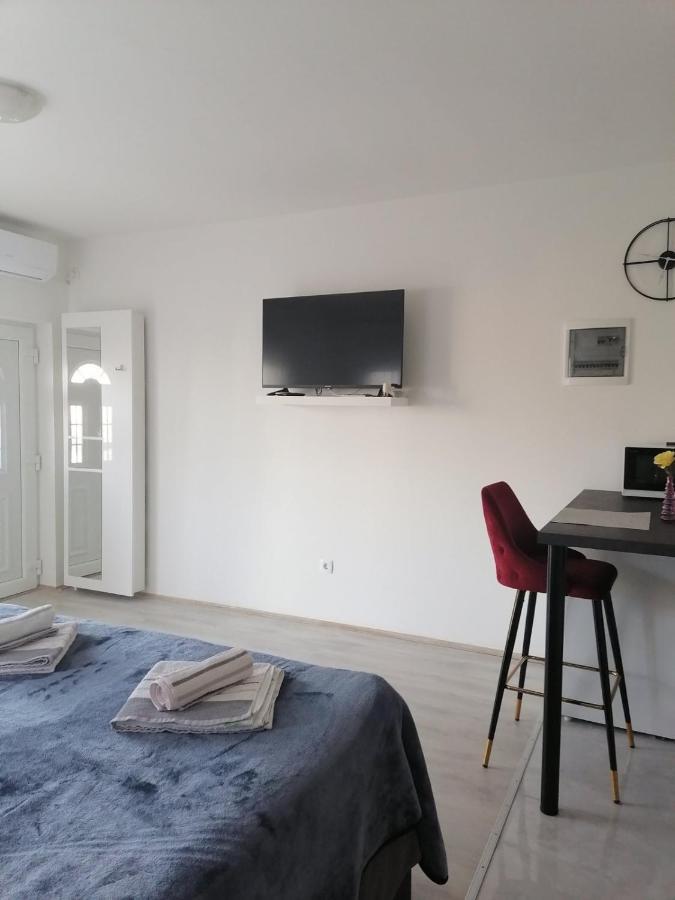 Leona Apartment Vidikovac, Póla Kültér fotó